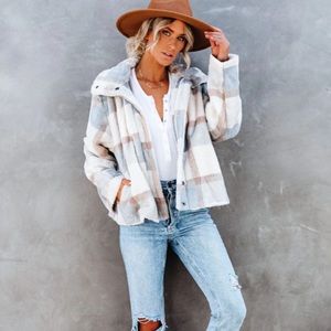 NWT Vici Faux Fur Plaid Jacket